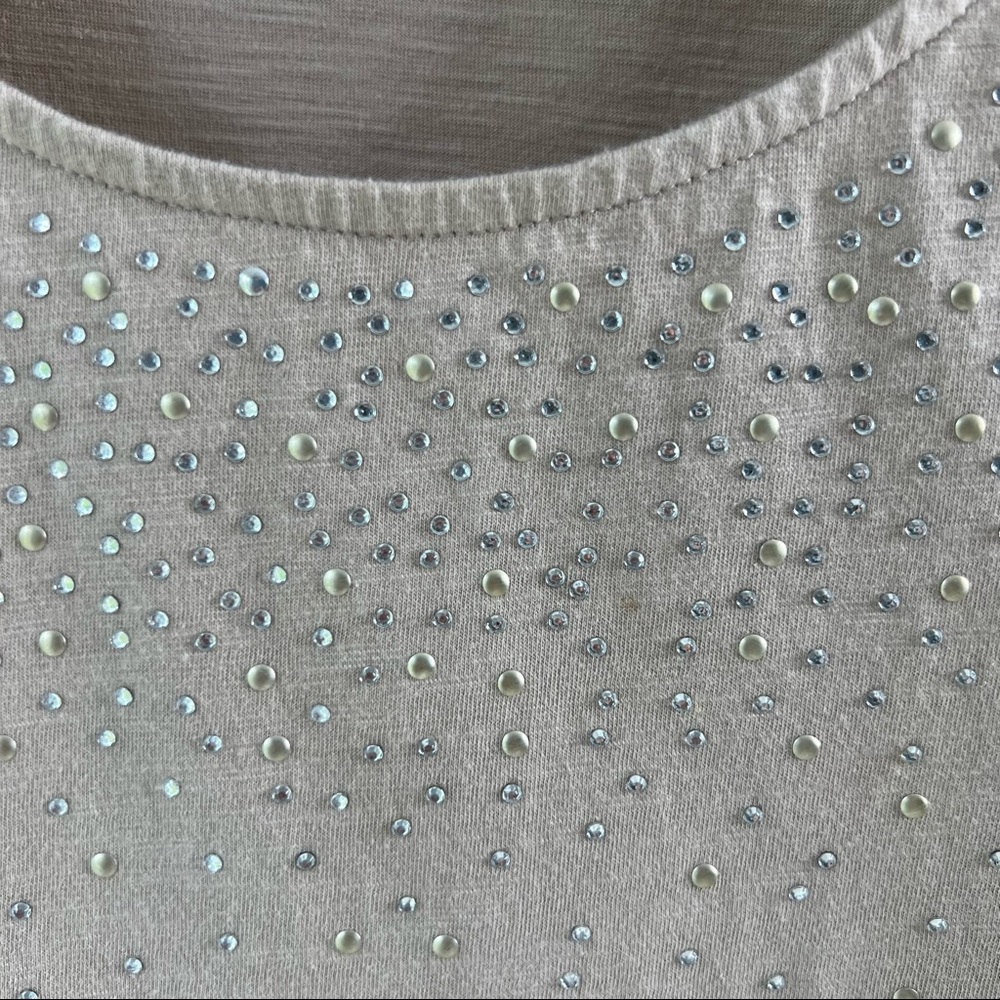 Chico’s tan tee shirt studded gold silver cotton bodice short sleeve Sz M